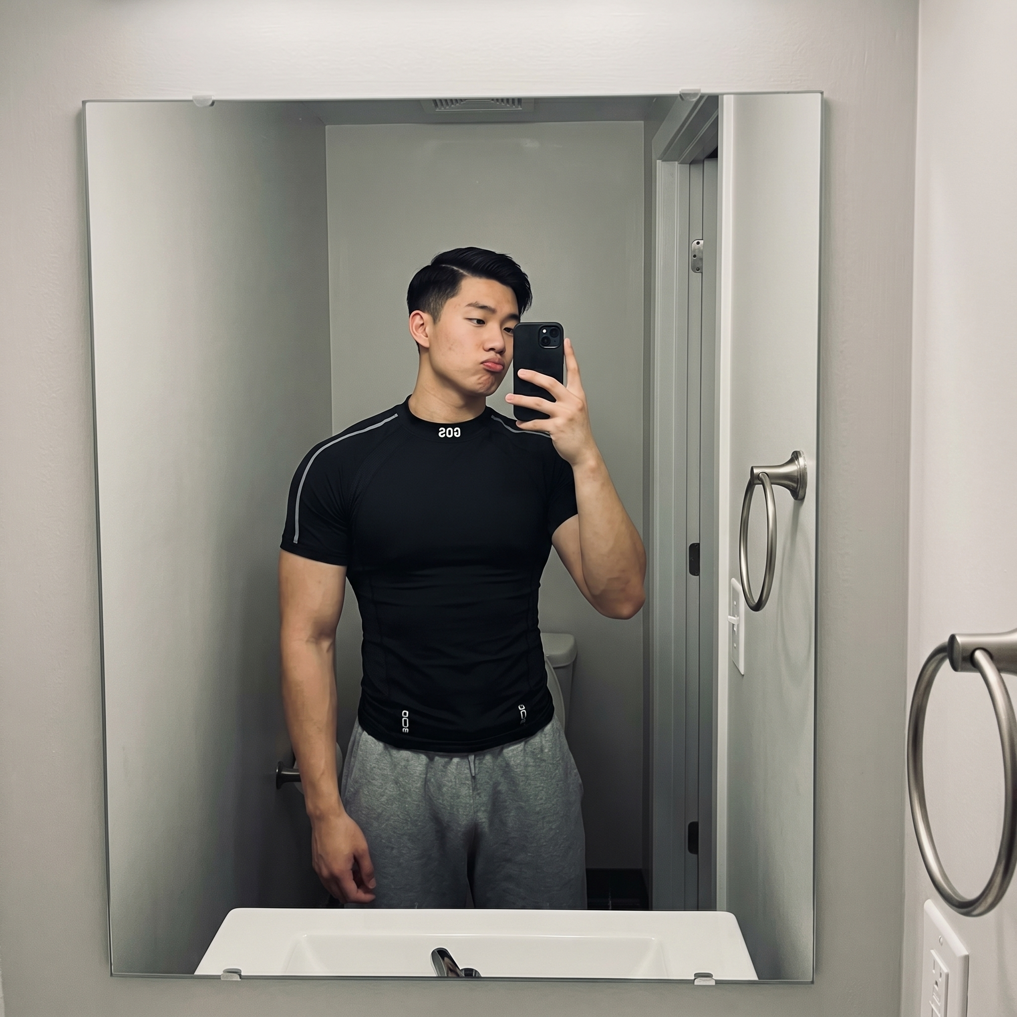 Áo thể thao nam GOS Ares S23 (SIÊU ÔM) | Form BodyFit Tôn Dáng